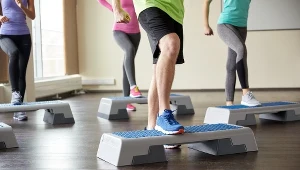 Odchudza, zwiększa wydolność i siłę mięśni. Dobry w każdym wieku