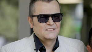 Robert Gawliński dorabia sobie w nietypowy sposób