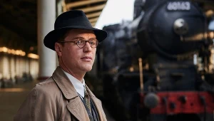 Uratował 669 dzieci. Co warto wiedzieć o bohaterze filmu "Jedno życie"?