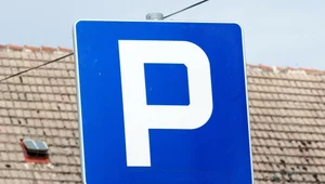 Stracili samochody za spanie na parkingu. Przepisy są bezlitosne