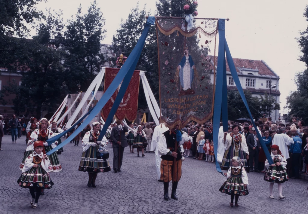 Procesja Bożego Ciała, Łowicz 1990 r.