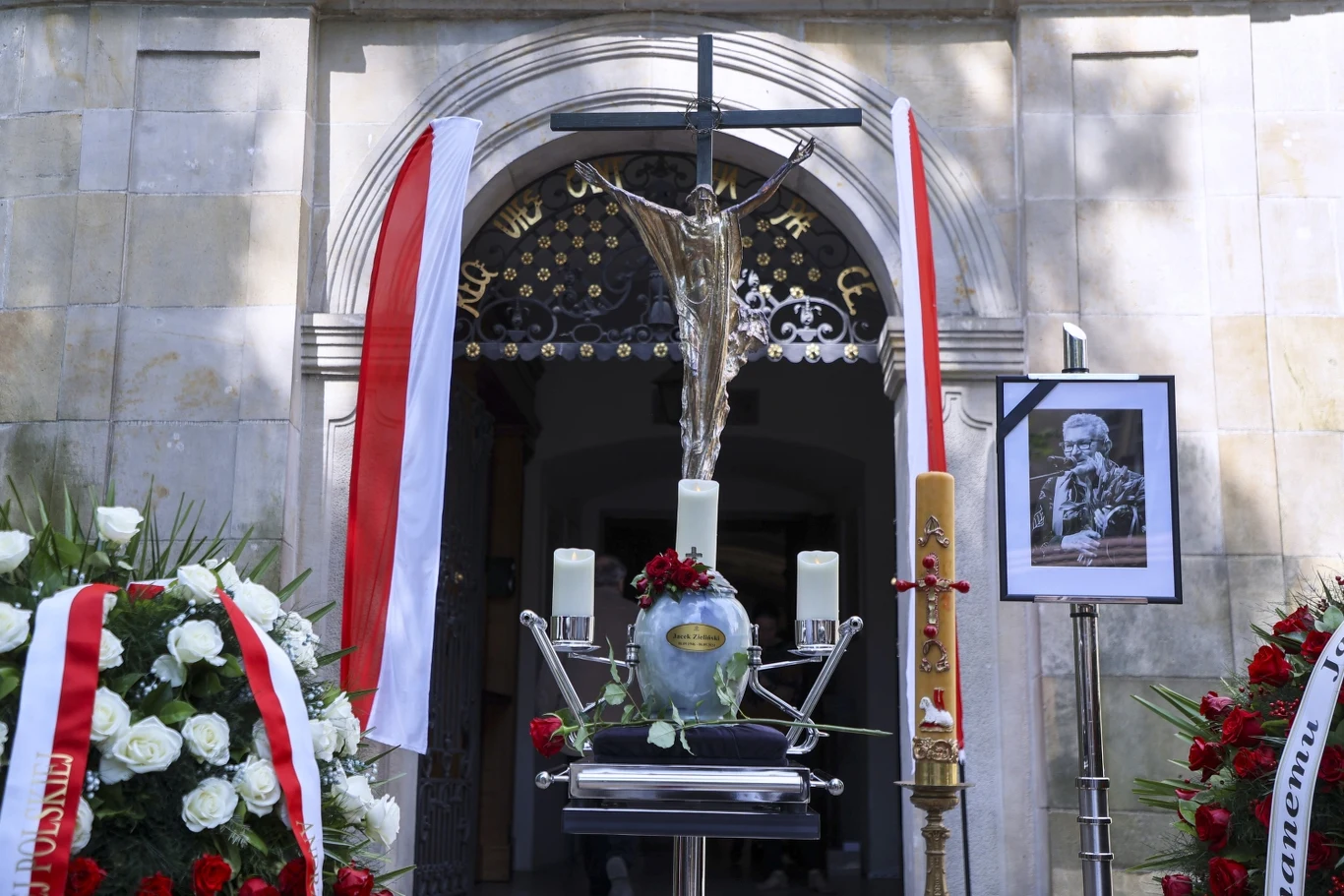 Uroczystości pogrzebowe Jacka Zielińskiego (Skaldowie) w bazylice Na Skałce w Krakowie
