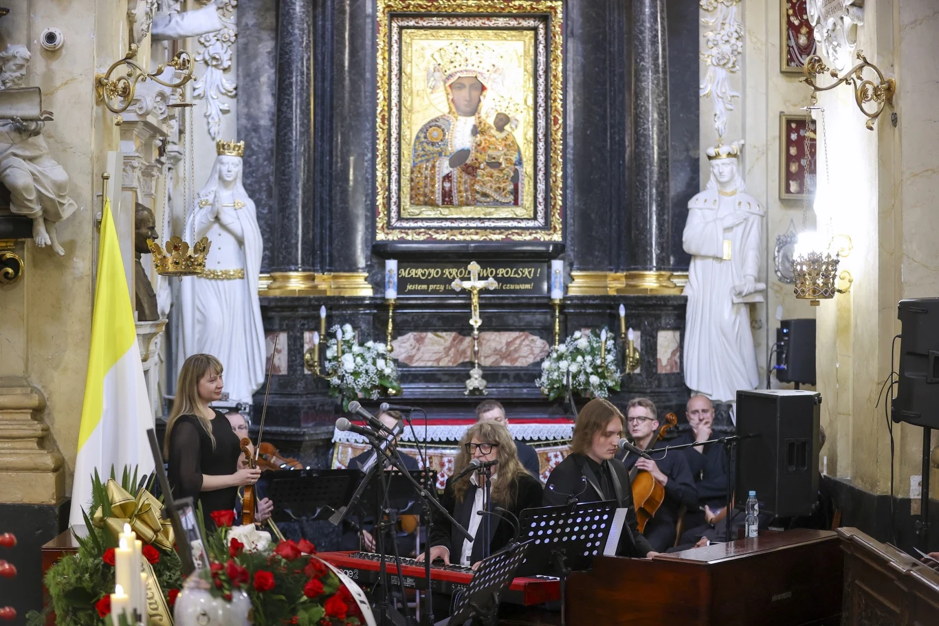 Uroczystości pogrzebowe Jacka Zielińskiego (Skaldowie) w bazylice Na Skałce w Krakowie