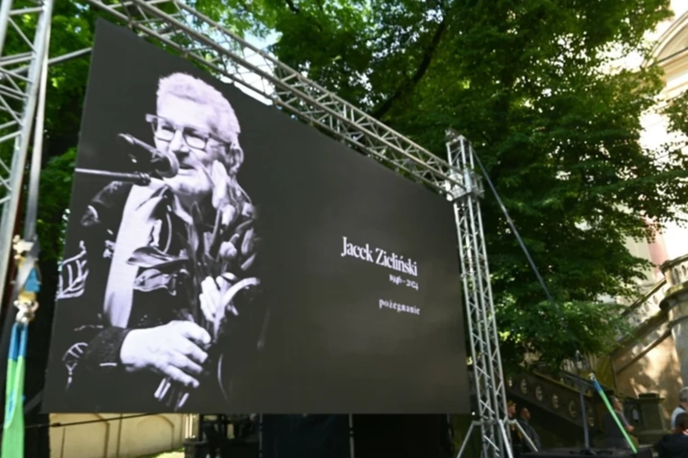 Bliscy pożegnali Jacka Zielińskiego 