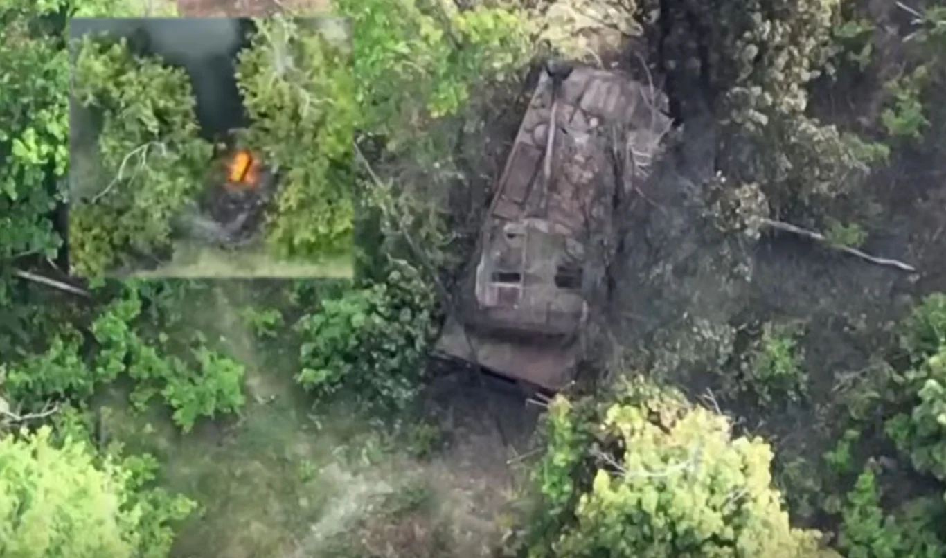 Nie pomógł las, nie pomogły grille antydronowe. Ukraina dopadła 2S34 Chosta Nie pomógł las, nie pomogły grille antydronowe. Ukraina dopadła 2S34 Chosta