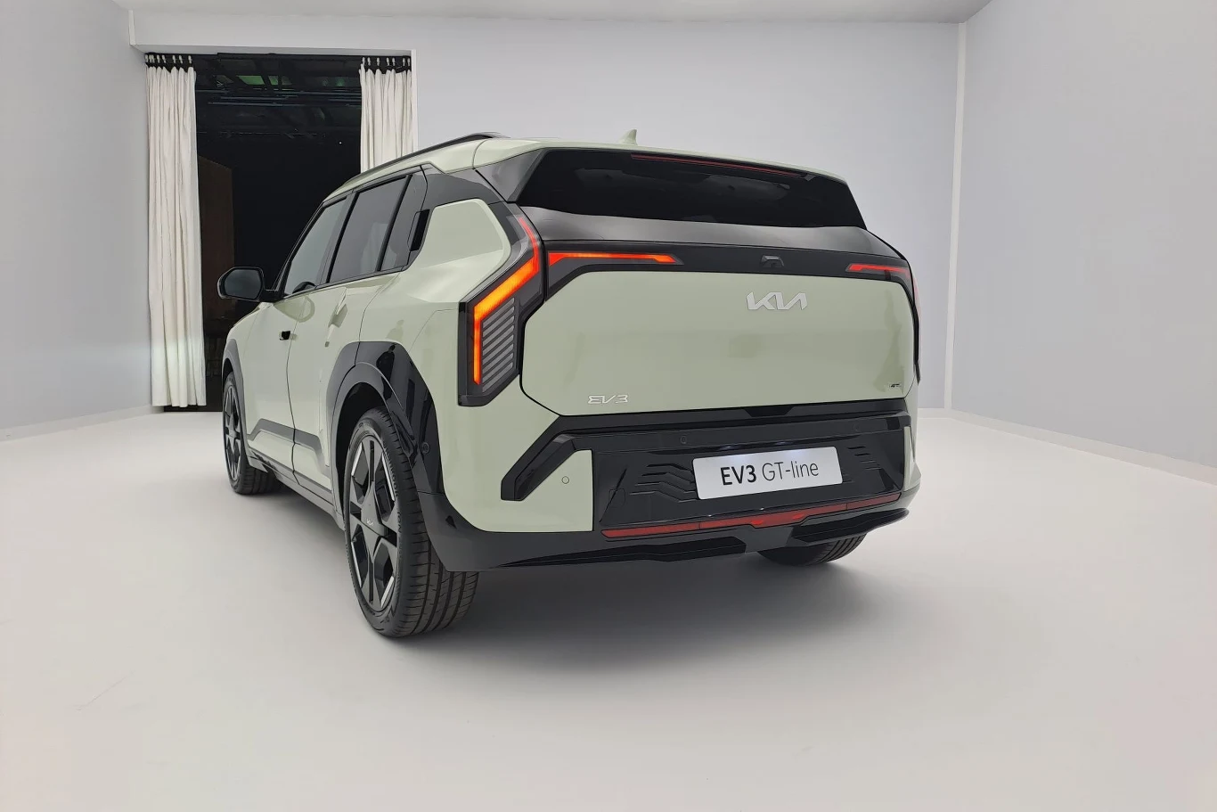 Kia chwali się, że współczynnik oporu powietrza EV3 wynosi 0,263.