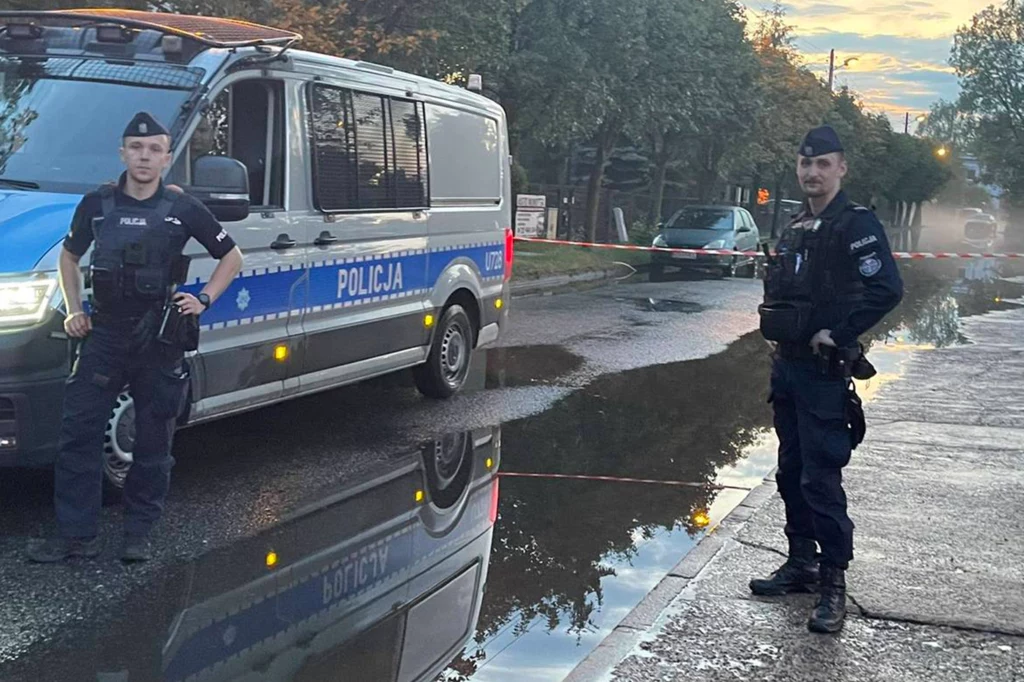 Policjanci z Gniezna zapraszają na komendę. Na ulicach znaleźli blisko 200 tablic rejestracyjnych.