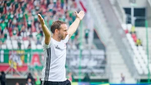 Trenerowi puściły emocje i polały się łzy. Nie chciał zostać w klubie
