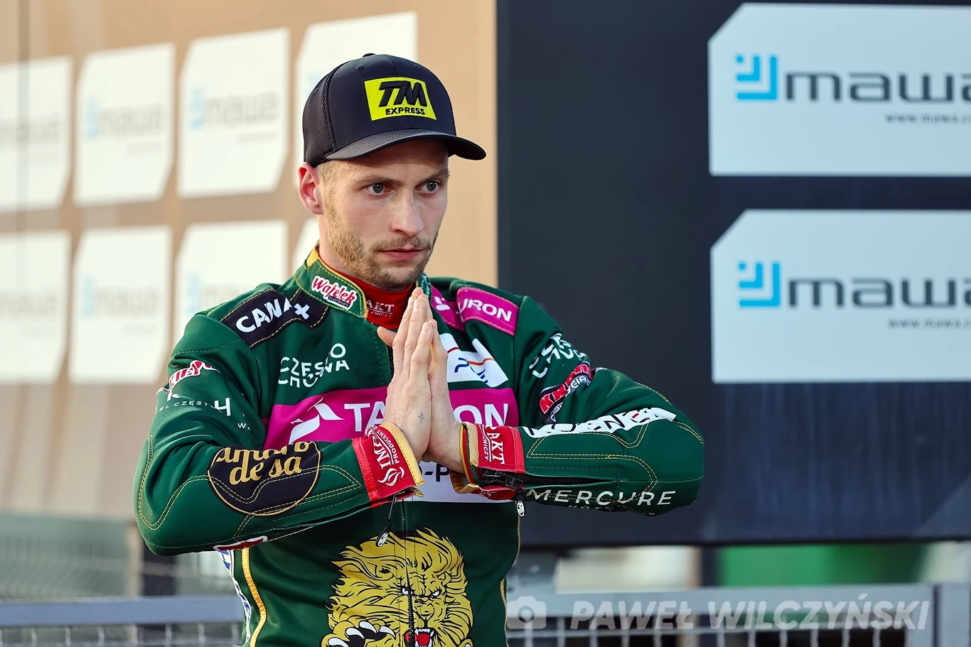 Kacper Woryna koncentruje się przed biegiem. Kacper Woryna koncentruje się przed biegiem.