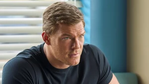 Alan Ritchson 