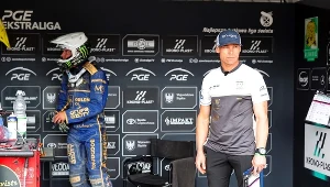 Fredrik Lindgren z trenerem Maciejem Kuciapą.