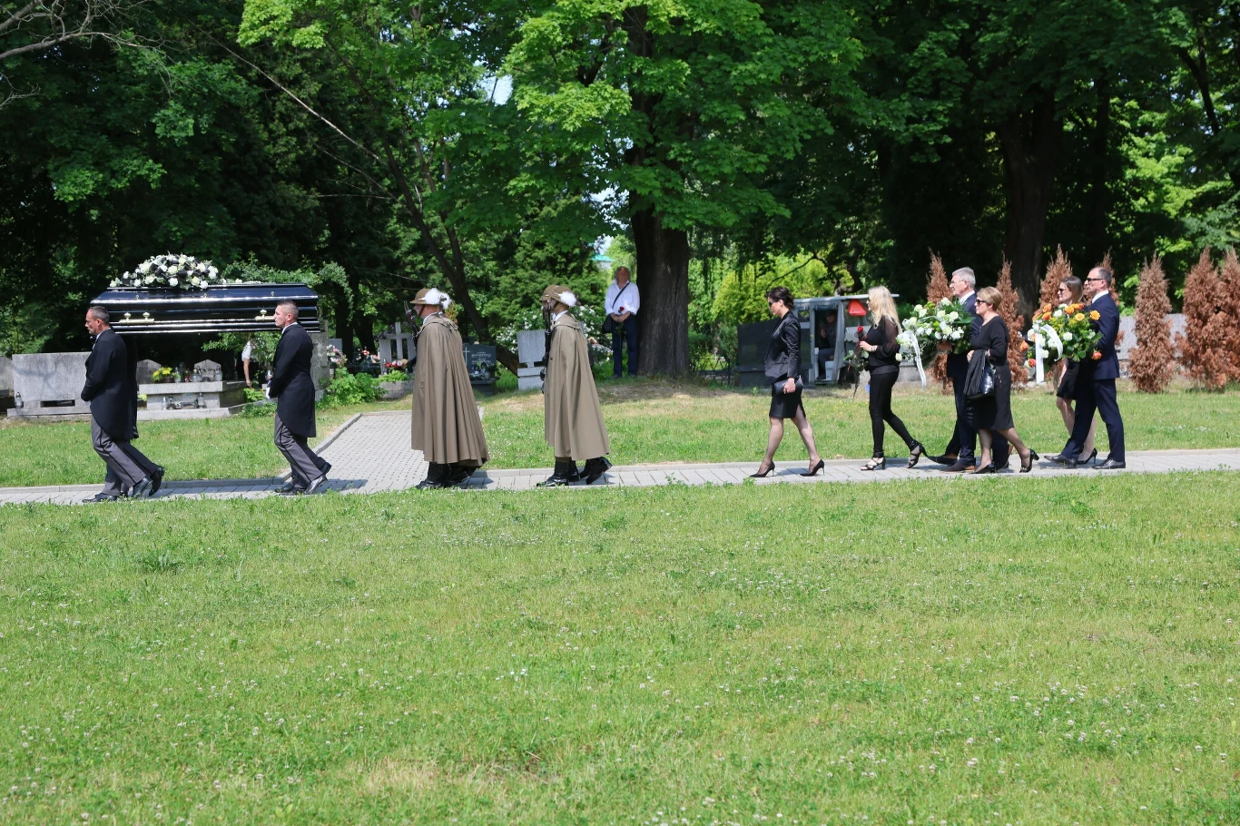 Uroczystości pogrzebowe Jana A.P. Kaczmarka na Cmentarzu Rakowickim w Krakowie Uroczystości pogrzebowe Jana A.P. Kaczmarka na Cmentarzu Rakowickim w Krakowie