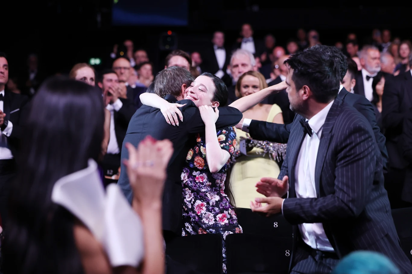 Sean Baker i Mikey Madison po ogłoszeniu werdyktu Jury Konkursu Głównego 77. MFF w Cannes Sean Baker i Mikey Madison po ogłoszeniu werdyktu Jury Konkursu Głównego 77. MFF w Cannes