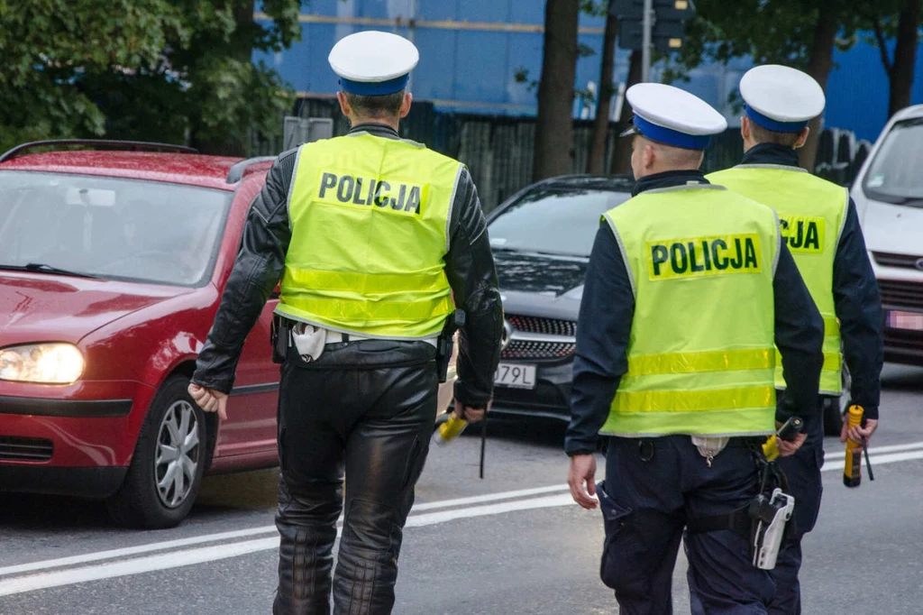 Policja sprawdzą światła, ale zadadzą też jedno proste pytanie