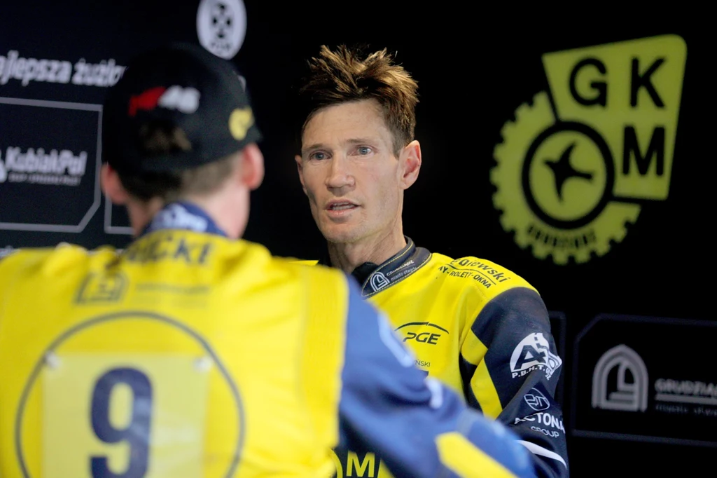 Jason Doyle w rozmowie z Maxem Fricke. Jason Doyle w rozmowie z Maxem Fricke.