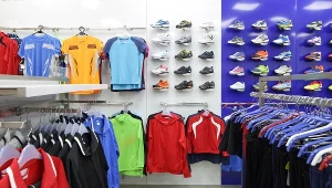 Polska sieć złożyła wniosek o upadłość. Znikną sklepy odzieżowe