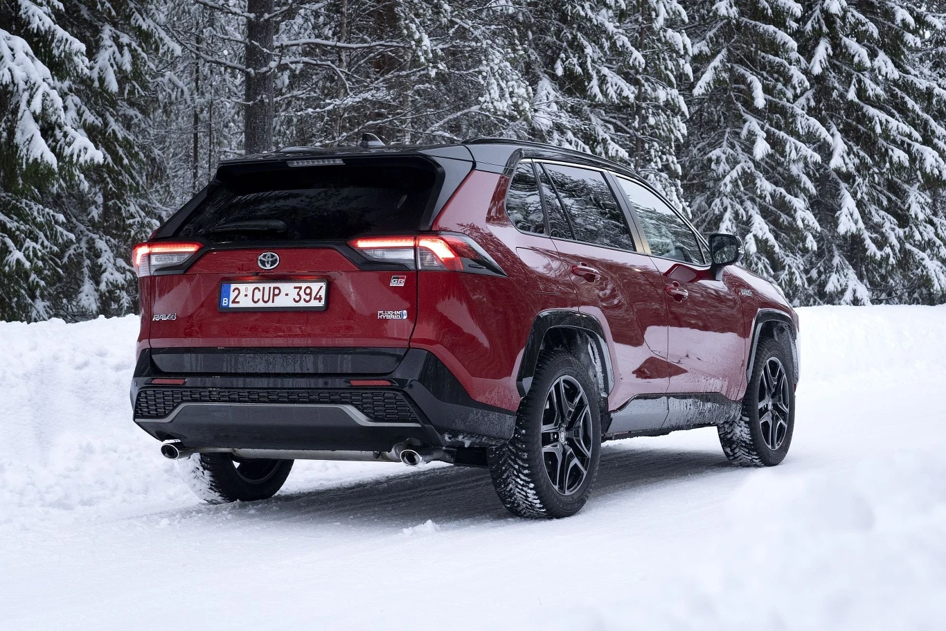 Wśród SUV-ów dominuje Toyota RAV4. Wśród SUV-ów dominuje Toyota RAV4.