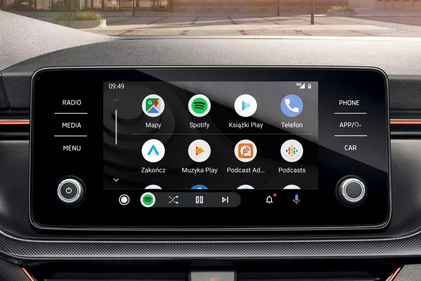 Android Auto niczym systemy Tesli. Pozwala grać w gry i oglądać filmy Android Auto niczym systemy Tesli. Pozwala grać w gry i oglądać filmy