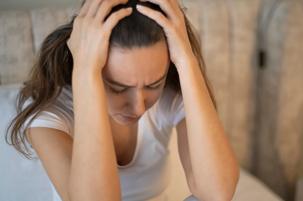 Reguła 333 jest prosta, łatwo zapamiętać kolejne kroki. Wypróbuj następnym razem