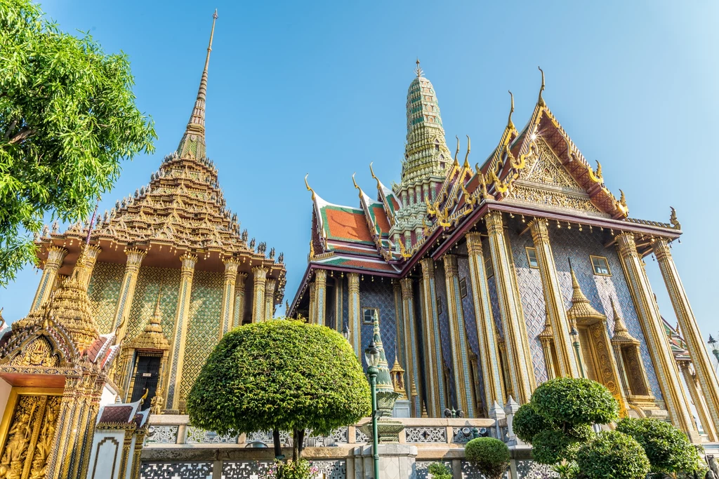 Odwiedzając Wielki Pałac w Bangkoku uważajmy na tę pułapkę turystyczną 