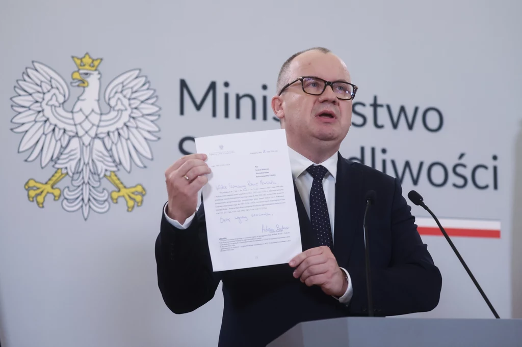 PK wysłała wniosek o uchylenie immunitetu M. Wosia. Pismo prezentuje Adam Bodnar PK wysłała wniosek o uchylenie immunitetu M. Wosia. Pismo prezentuje Adam Bodnar