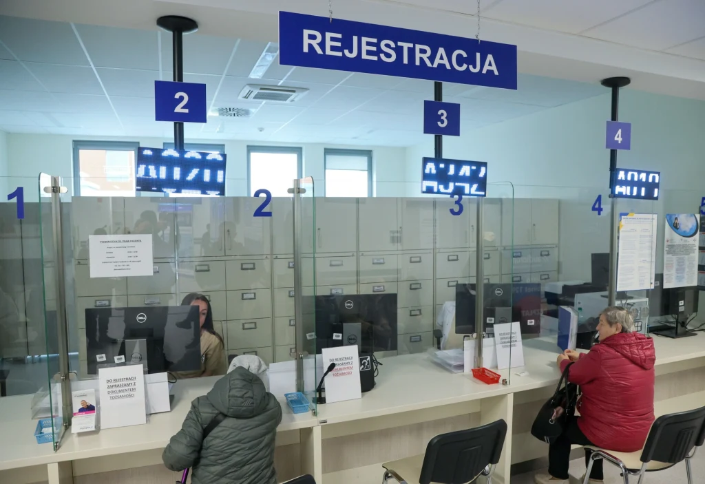 Od 1 czerwca 2024 do specjalisty lub na badanie przesiewowe będzie można zarejestrować się przez internet Od 1 czerwca 2024 do specjalisty lub na badanie przesiewowe będzie można zarejestrować się przez internet