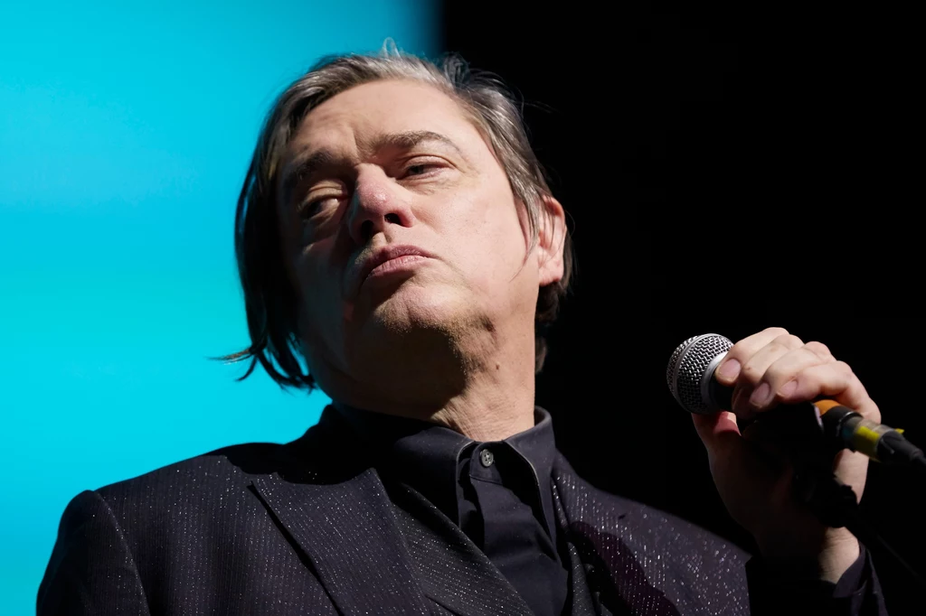  Blixa Bargeld z Einstuerzende Neubauten