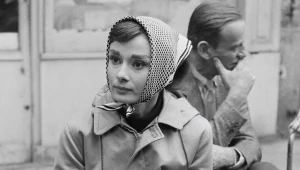 Ten dodatek w stylu retro wkrótce zawojuje ulice. Nosiła go Audrey Hepburn
