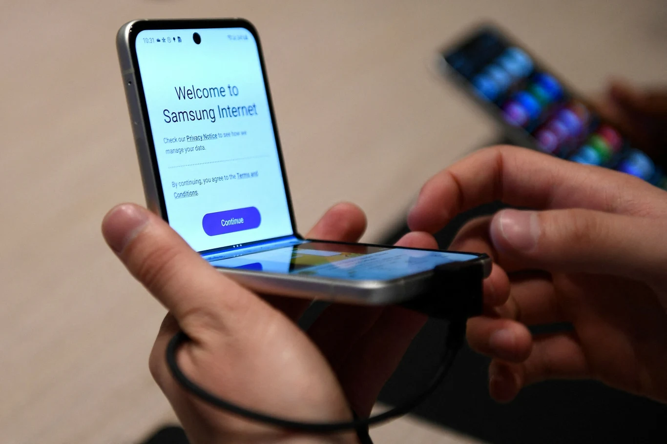 Samsungs Galaxy Z Flip 3 Samsungs Galaxy Z Flip 3