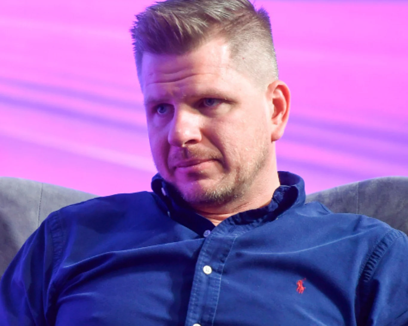 Filip Chajzerna dobre wyjechał z kraju? Filip Chajzerna dobre wyjechał z kraju?