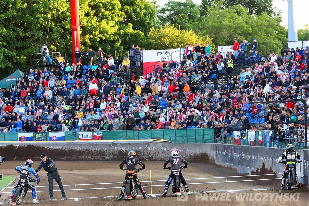 Stadion w Pradze podczas rundy Grand Prix Czech. Stadion w Pradze podczas rundy Grand Prix Czech.