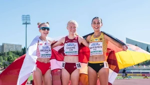 Zuzanna Wiernicka (z lewej) jest wicemistrzynią Europy juniorek w biegu na 3000 m. Juniorką będzie zresztą do końca przyszłego roku