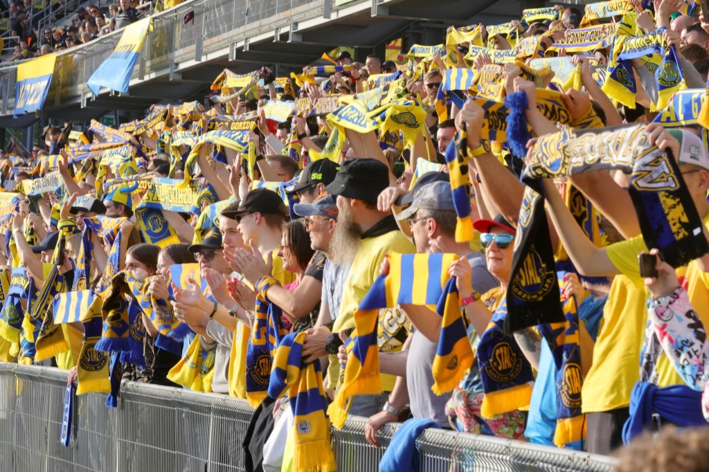 Kibice Stali Gorzów. Kibice Stali Gorzów.