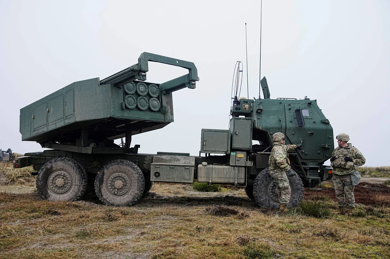 Rosjanie wskazują na użycie wyrzutni HIMARS przez Ukrainę (Zdj. ilustracyjne) Rosjanie wskazują na użycie wyrzutni HIMARS przez Ukrainę (Zdj. ilustracyjne)
