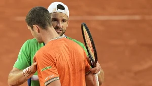 Grigor Dimitrow i Hubert Hurkacz dziękują sobie po meczu