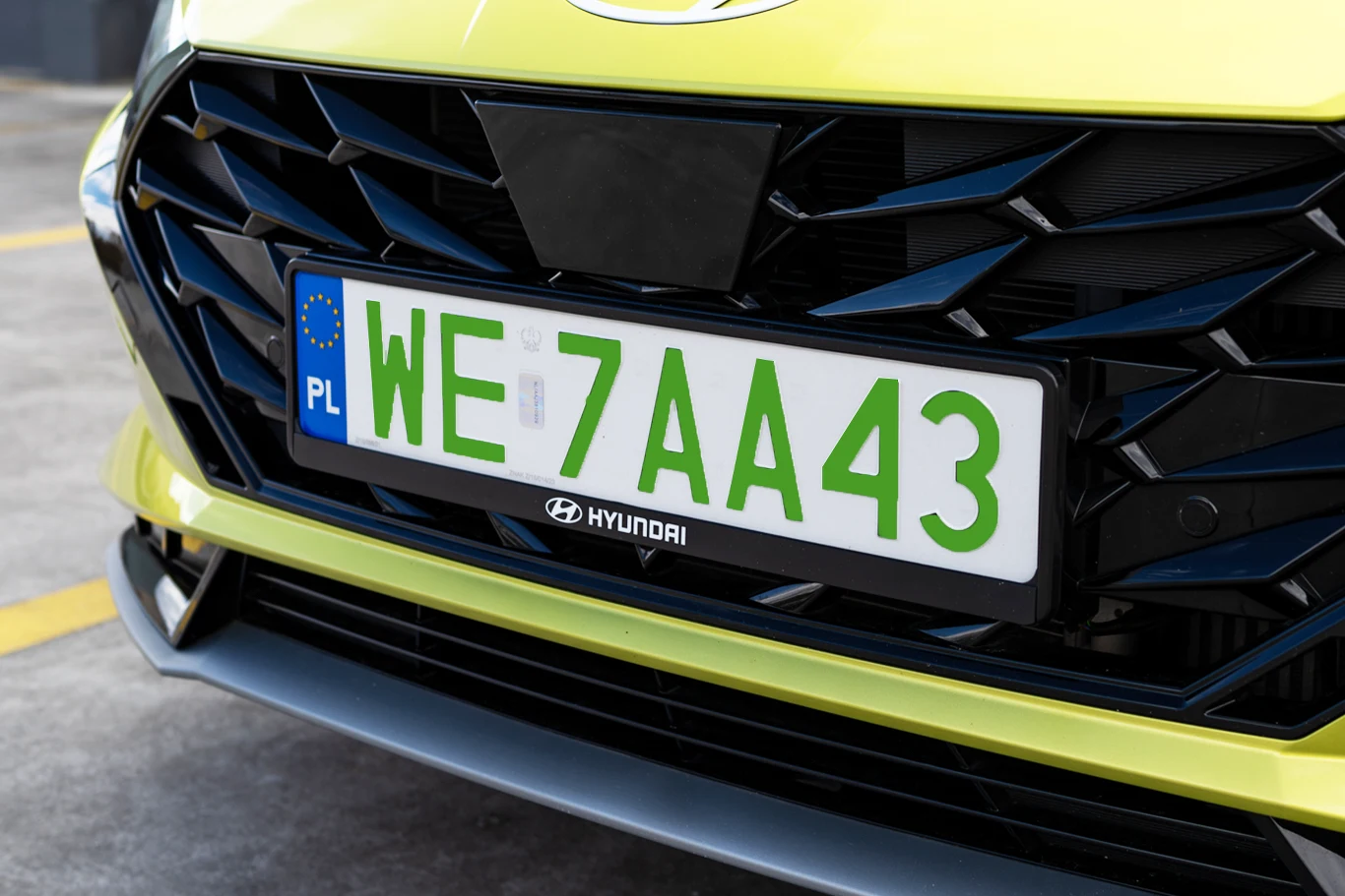 Profesjonalne tablice rejestracyjne umożliwią jazdę testową używanym samochodem z importu. Profesjonalne tablice rejestracyjne umożliwią jazdę testową używanym samochodem z importu.