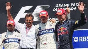 Robert Kubica (drugi z prawej) i David Coulthard (z prawej) podczas Grand Prix Kanday w 2008 roku