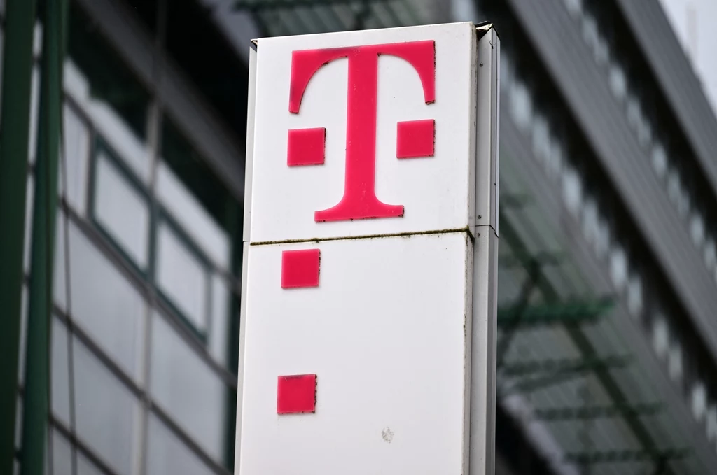 Niemiecki rząd sprzedał część udziałów w Deutsche Telekom