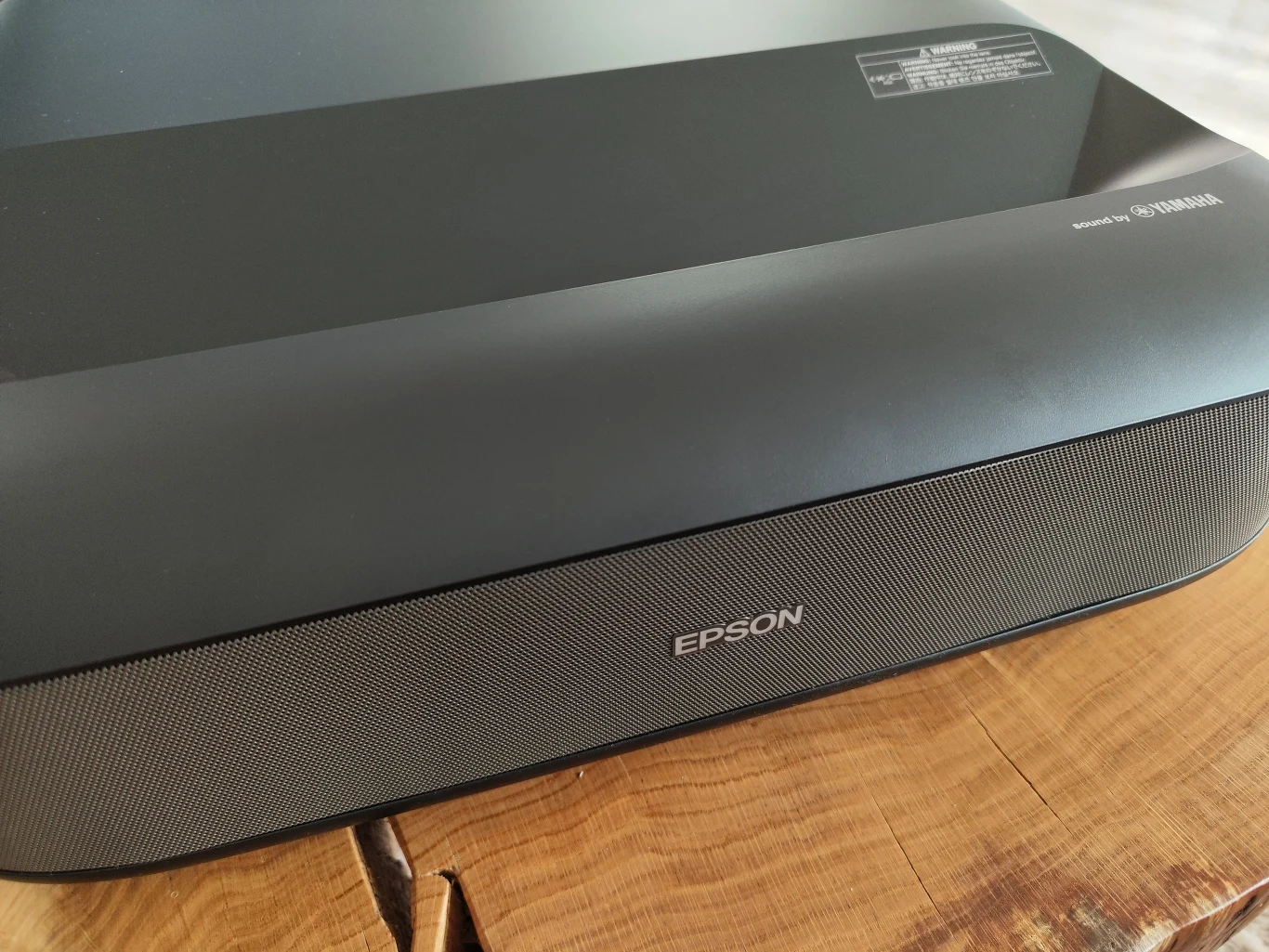 Epson EH-LS650