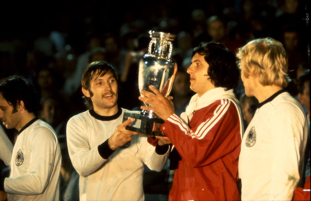 Czechosłowacja sensacyjnie triumfowała w mistrzostwach Europy w 1976 r. Czechosłowacja sensacyjnie triumfowała w mistrzostwach Europy w 1976 r.