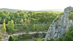 Kamieniołom w samym centrum miasta? Odwiedź jeden z najbardziej popularnych amfiteatrów w Polsce 