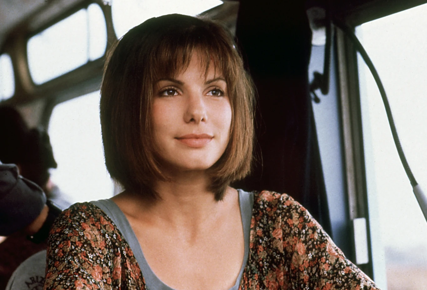 Sandra Bullock w filmie "Speed - Niebezpieczna prędkość"