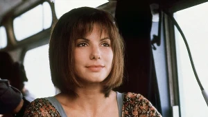 Sandra Bullock w filmie "Speed - Niebezpieczna prędkość"