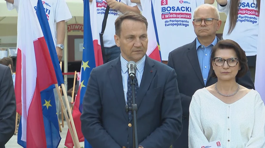Szef MSZ Radosław Sikorski Szef MSZ Radosław Sikorski