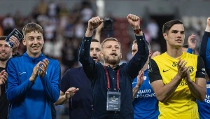 Marek Bartoszek (w środku)