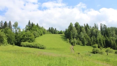Tajemnicze miejsce w polskich górach. Przysypane ziemią. Poznamy prawdę?