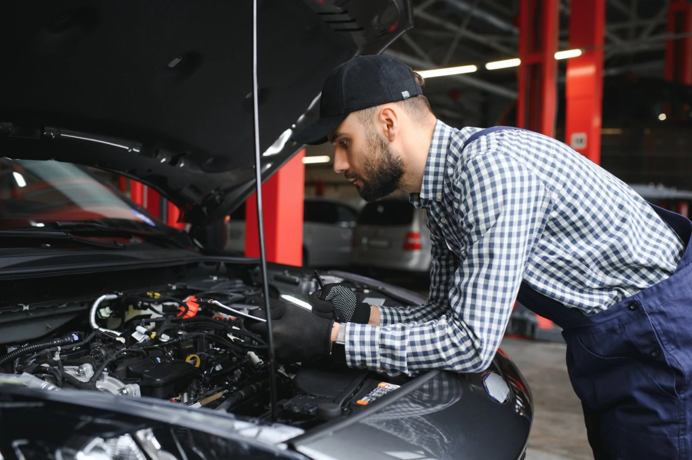 Wynagrodzenie mechanika samochodowego zależy przede wszystkim od specjalizacji.