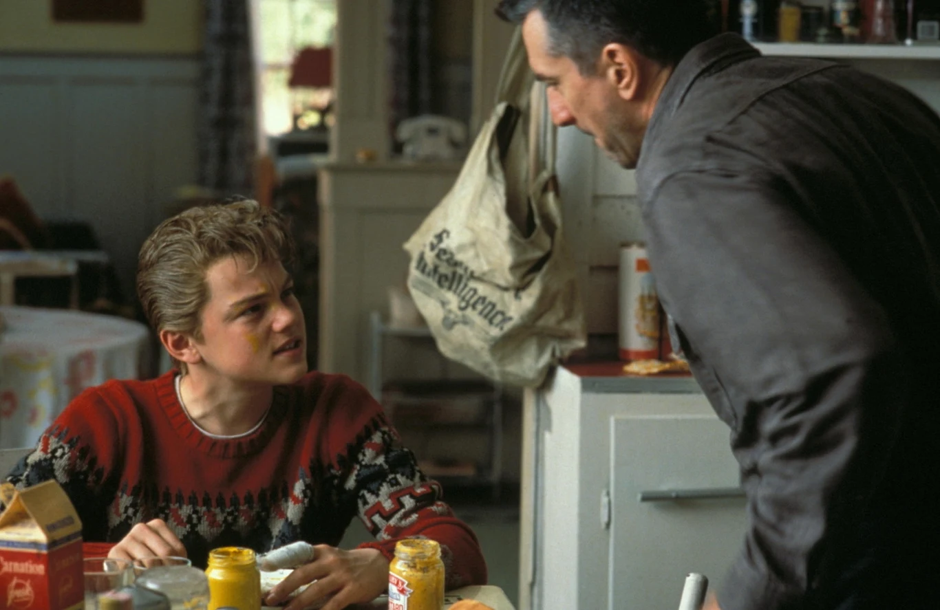 Leonardo DiCaprio i Robert De Niro w "Chłopięcym świecie"