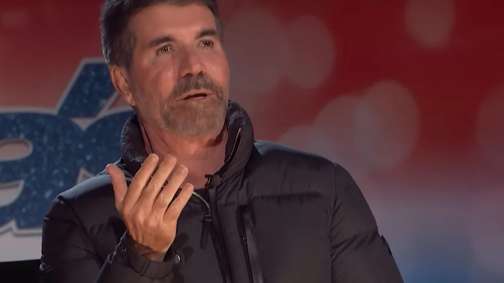 Simon Cowell był pod wrażeniem pokazu dronów, do którego wykorzystano głos Sary James