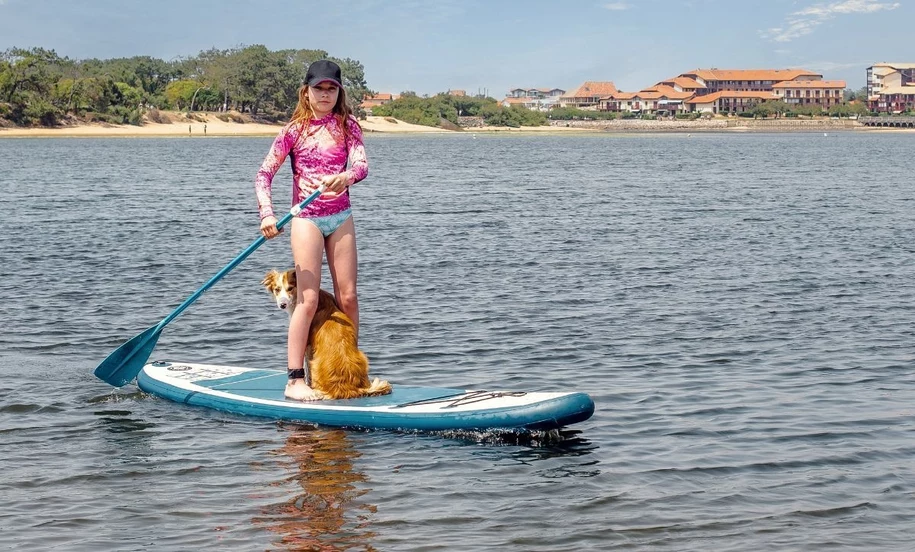 Stand-up Paddleboarding fot. Adobe Stock